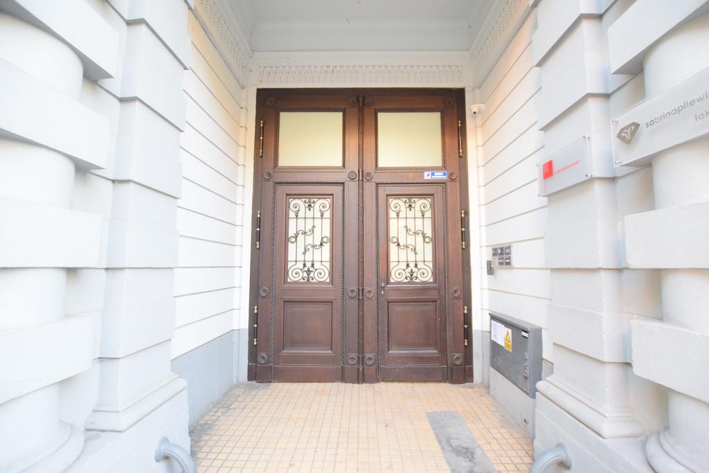 Elegant Apartment Copernicus Warschau Exterior foto