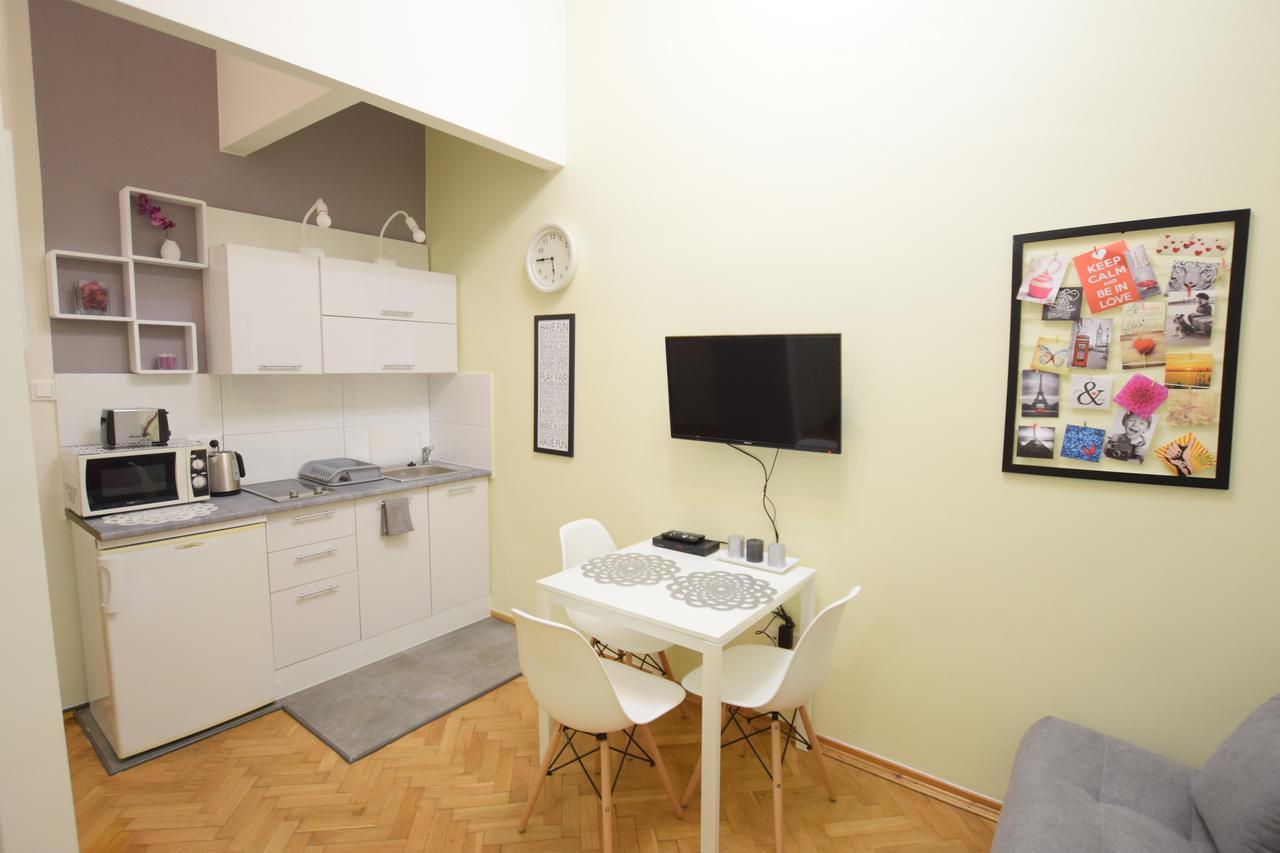Elegant Apartment Copernicus Warschau Exterior foto